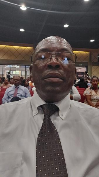 Bonny  Sibanda , estate agent