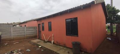 House For Sale in Daveyton, Daveyton