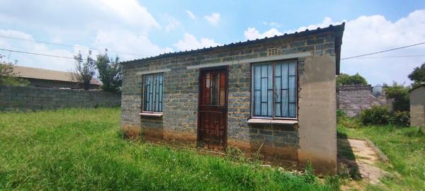 House For Sale in Daveyton Central, Daveyton
